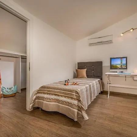 Borgo Aranci - Nicales * Castellammare del Golfo